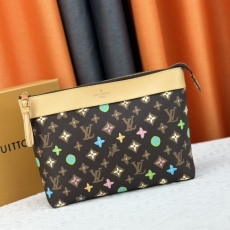 Louis Vuitton Clutch Bags